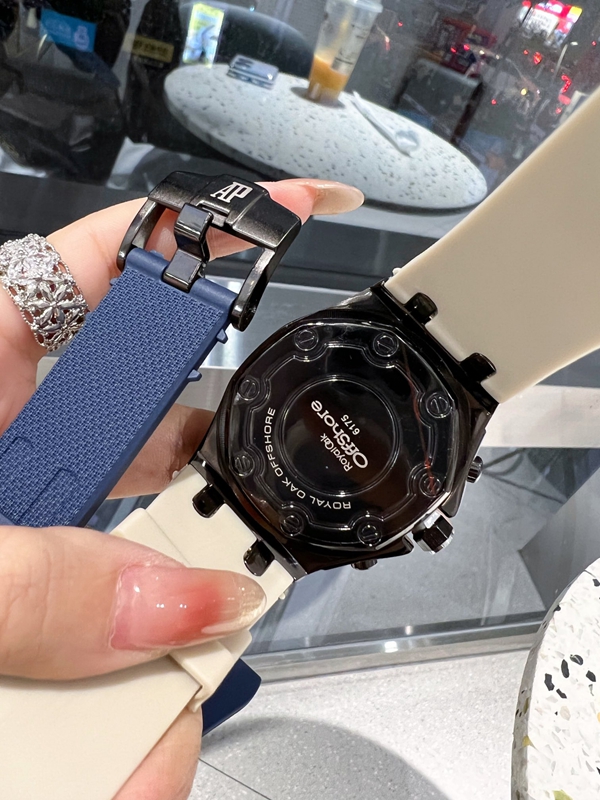 ブランド時計全体デザイン